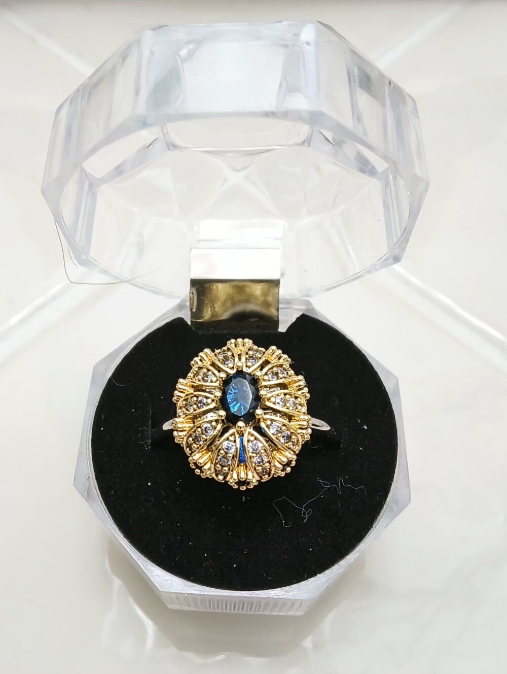 Stunning 'Sea Urchin' ring with Blue Sapphire center, Sz.10